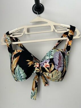 Skye Lanai Hilary Bikini Top